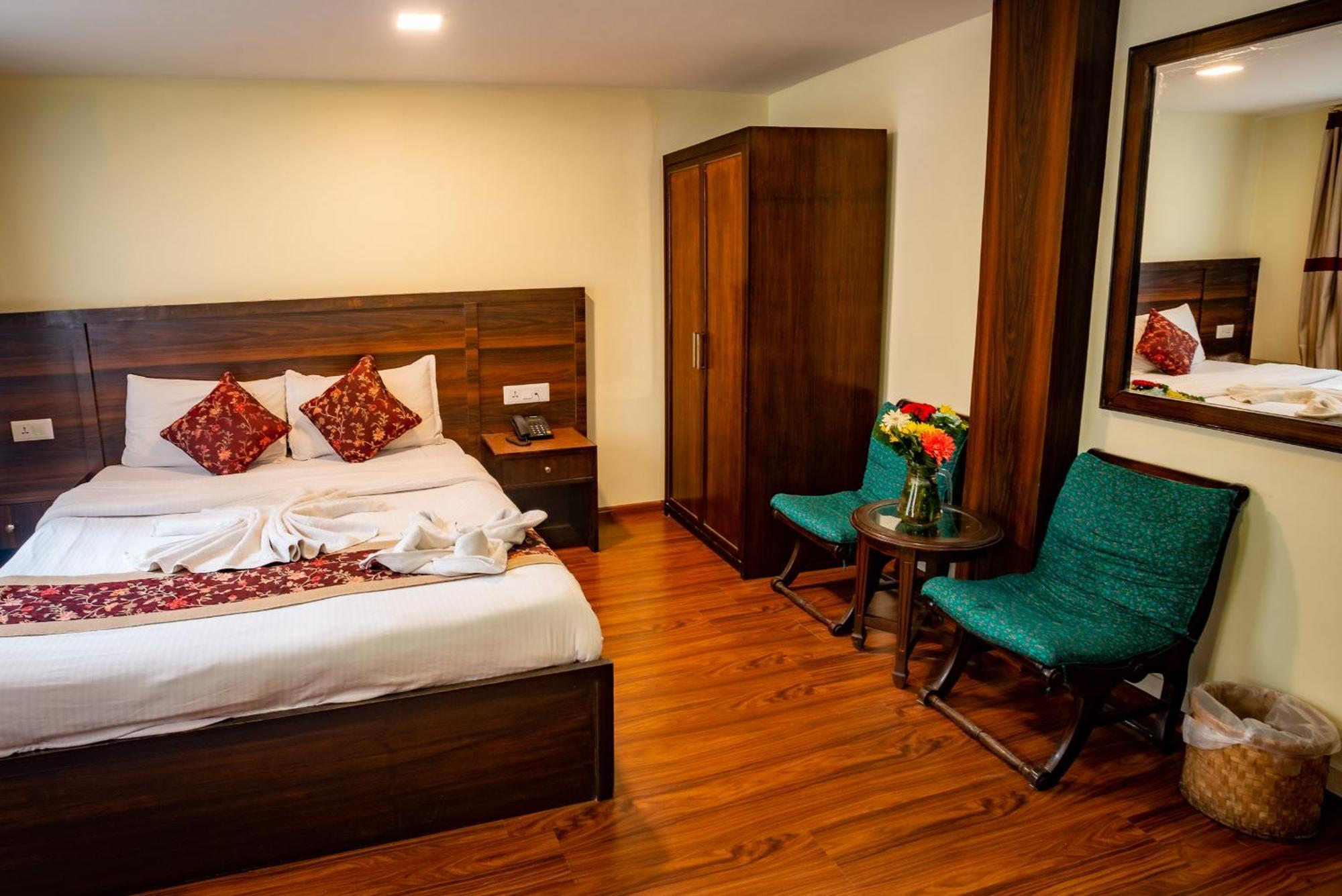 Hotel Yambu กาฐมาณฑุ ภายนอก รูปภาพ