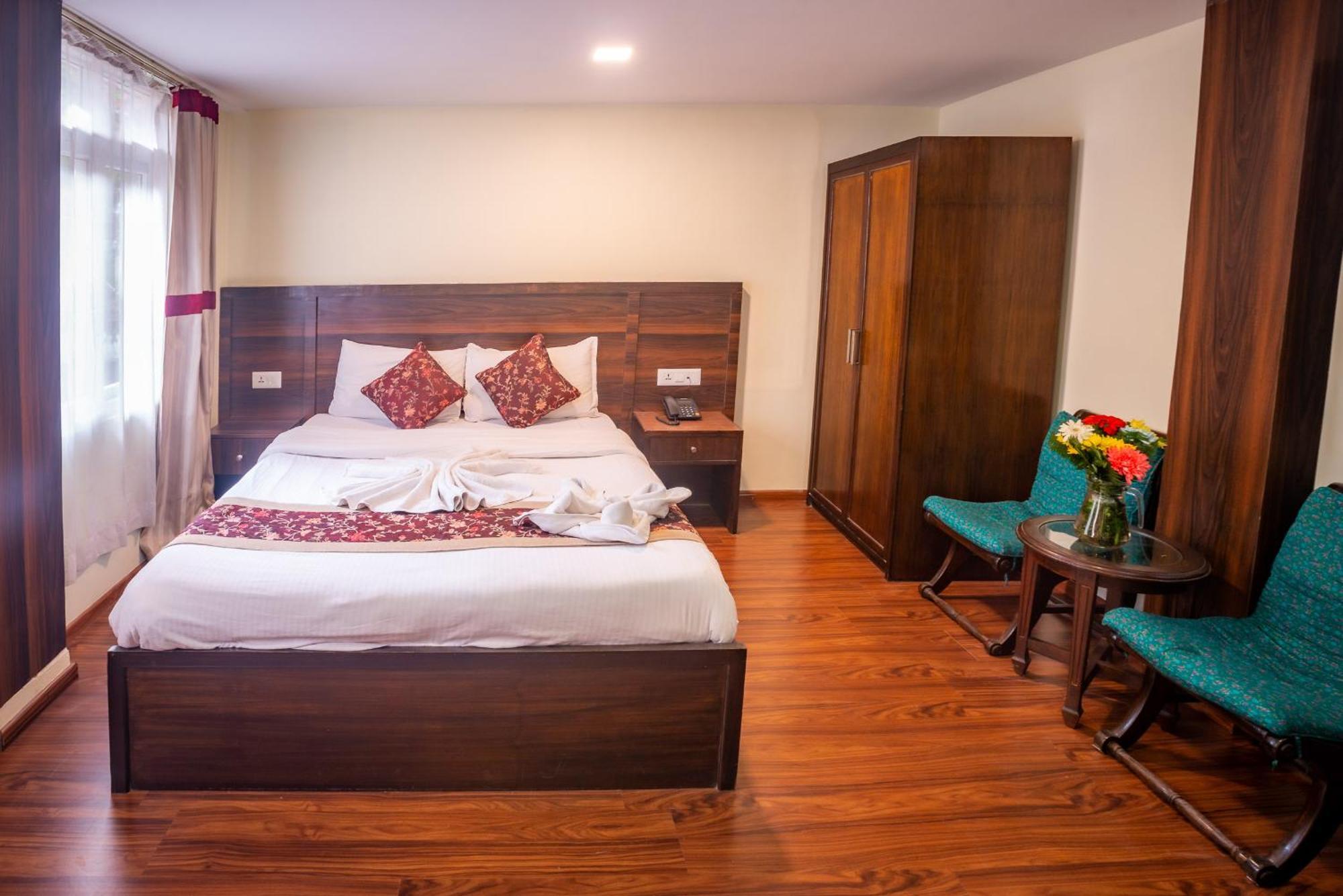 Hotel Yambu กาฐมาณฑุ ภายนอก รูปภาพ