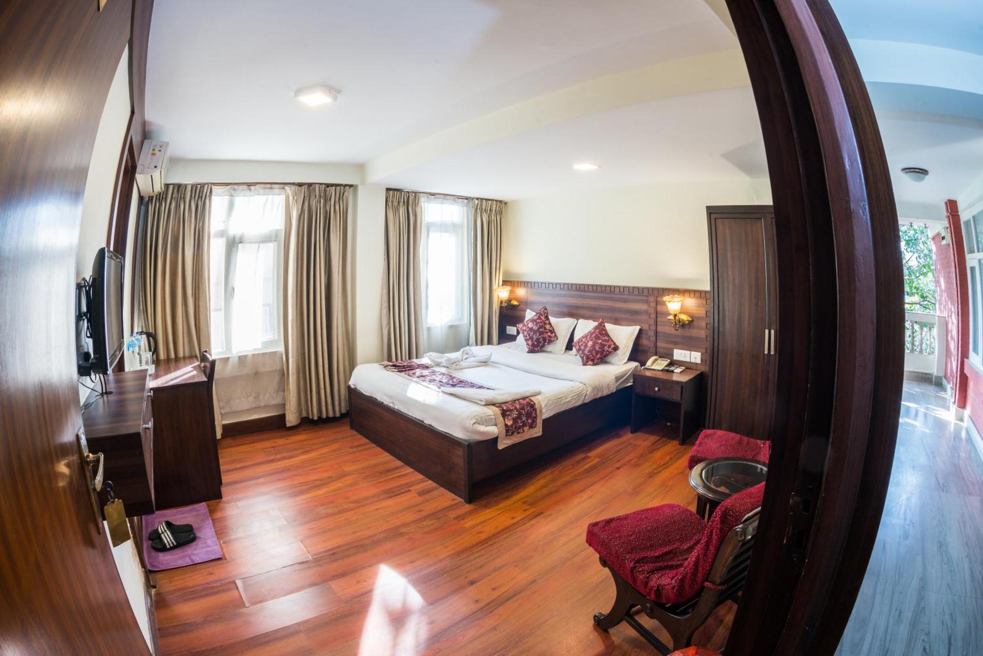 Hotel Yambu กาฐมาณฑุ ภายนอก รูปภาพ