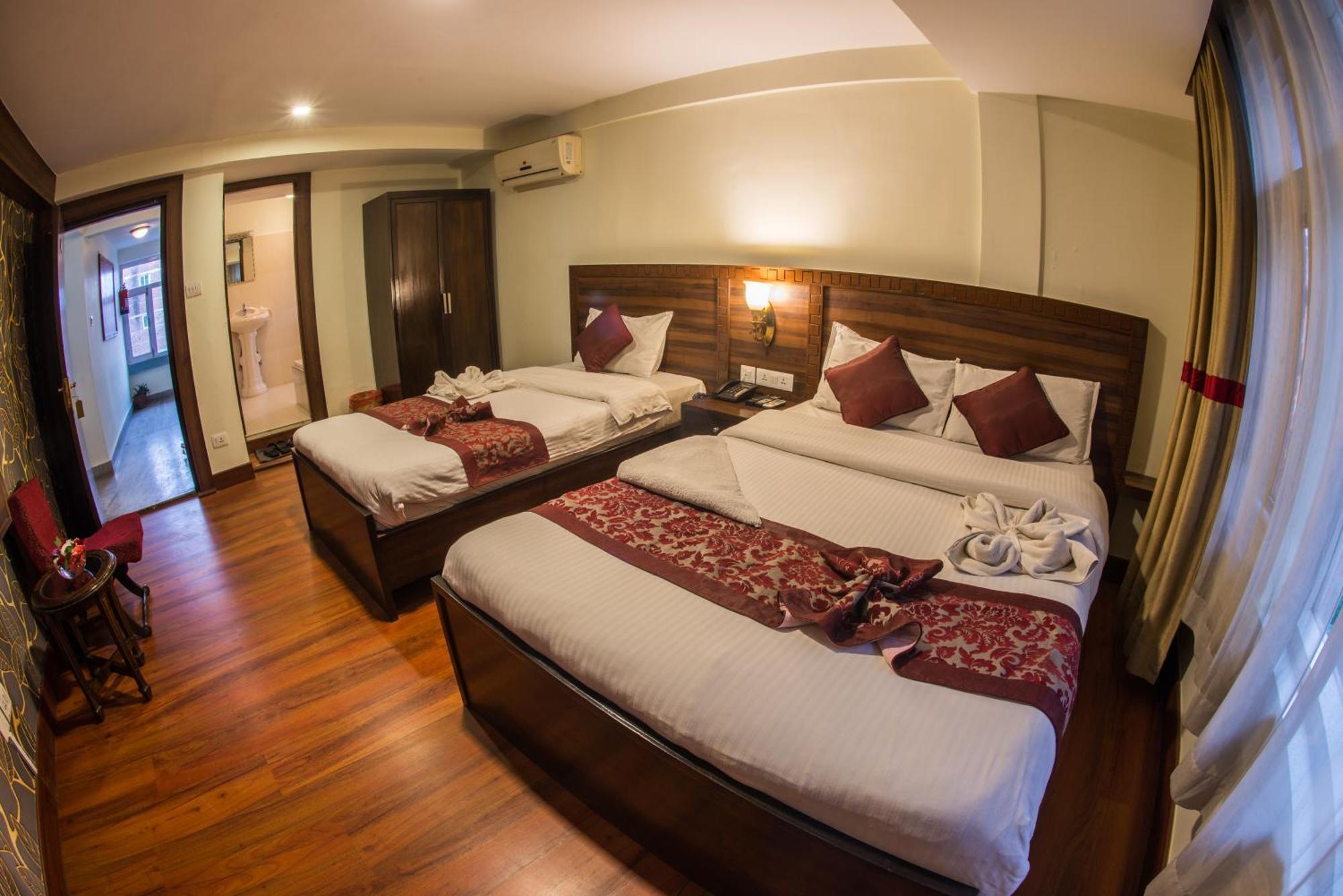 Hotel Yambu กาฐมาณฑุ ภายนอก รูปภาพ