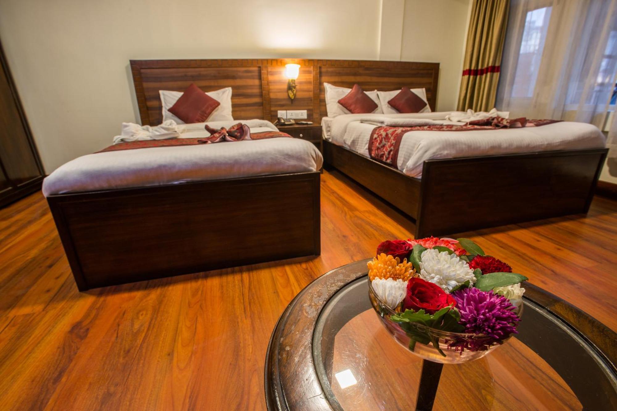 Hotel Yambu กาฐมาณฑุ ภายนอก รูปภาพ