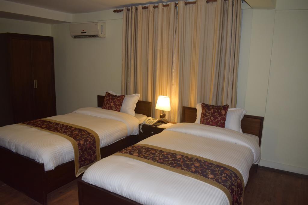 Hotel Yambu กาฐมาณฑุ ภายนอก รูปภาพ