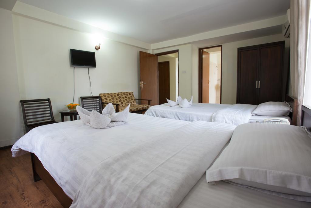 Hotel Yambu กาฐมาณฑุ ภายนอก รูปภาพ