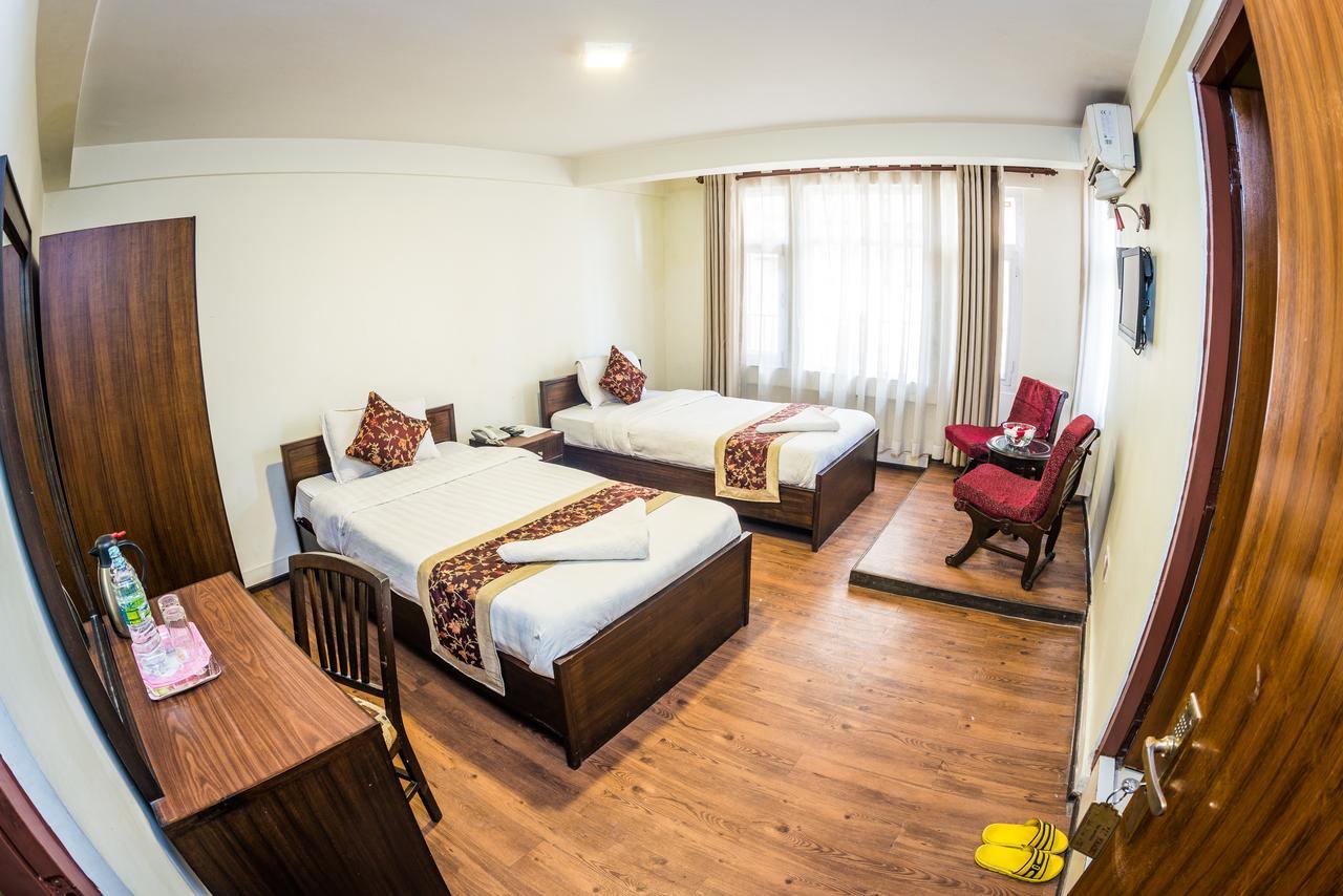 Hotel Yambu กาฐมาณฑุ ภายนอก รูปภาพ